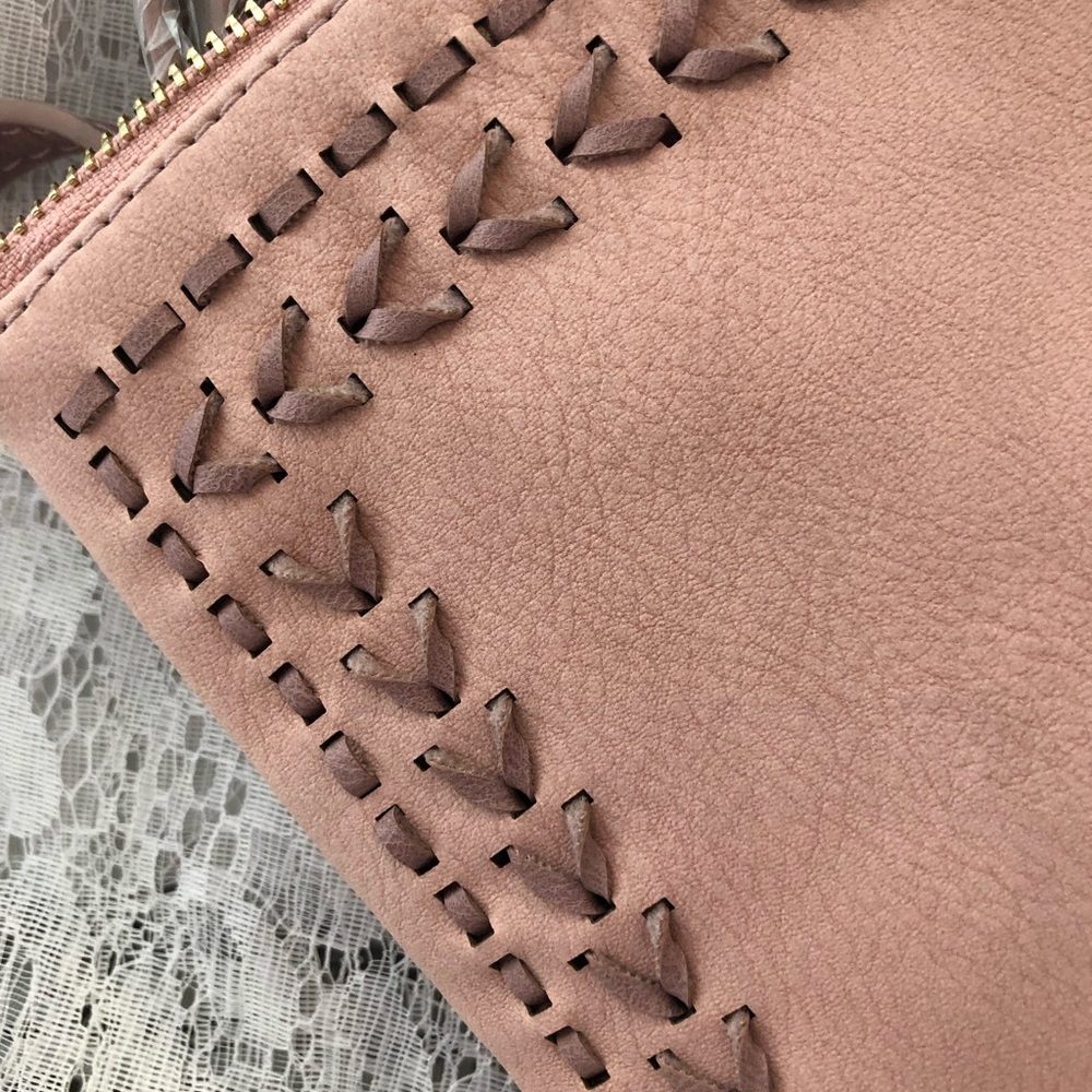❤️FLASH SALE❤️🌸Adorable mauve clutch🌸❤️ - Picture 3 of 6